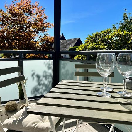 Design Apartment Mit Balkon - Kueche - Netflix Essen Bagian luar foto